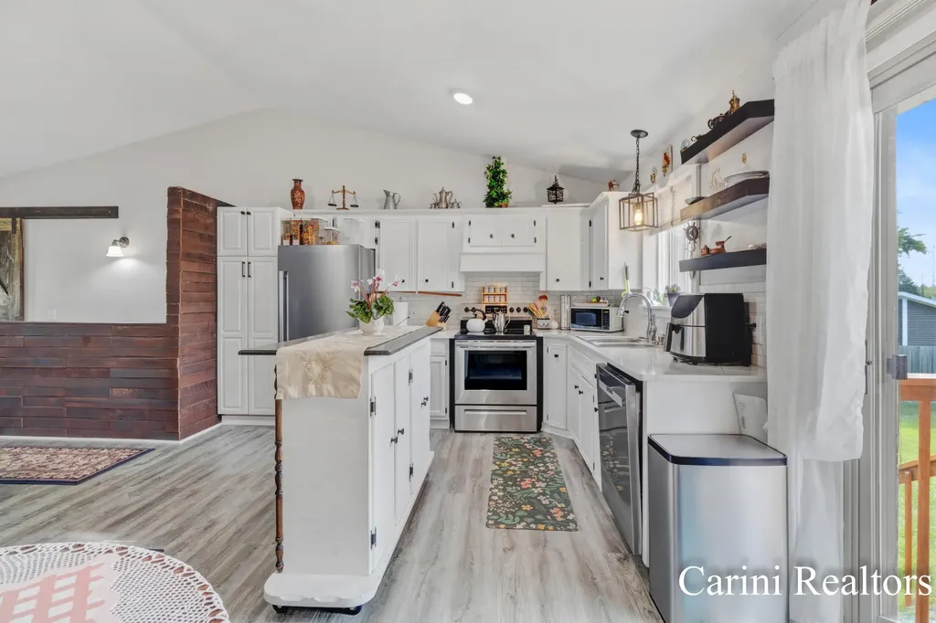 11154 Summer Drive Holland Charter Township MI 49464