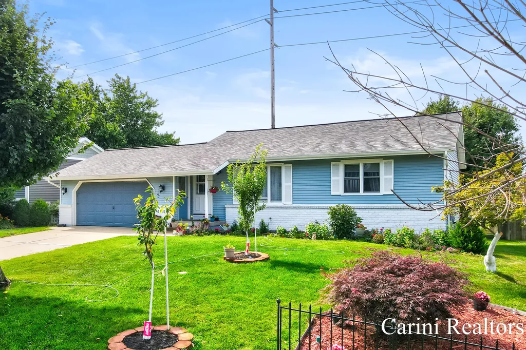 11154 Summer Drive Holland Charter Township MI 49464