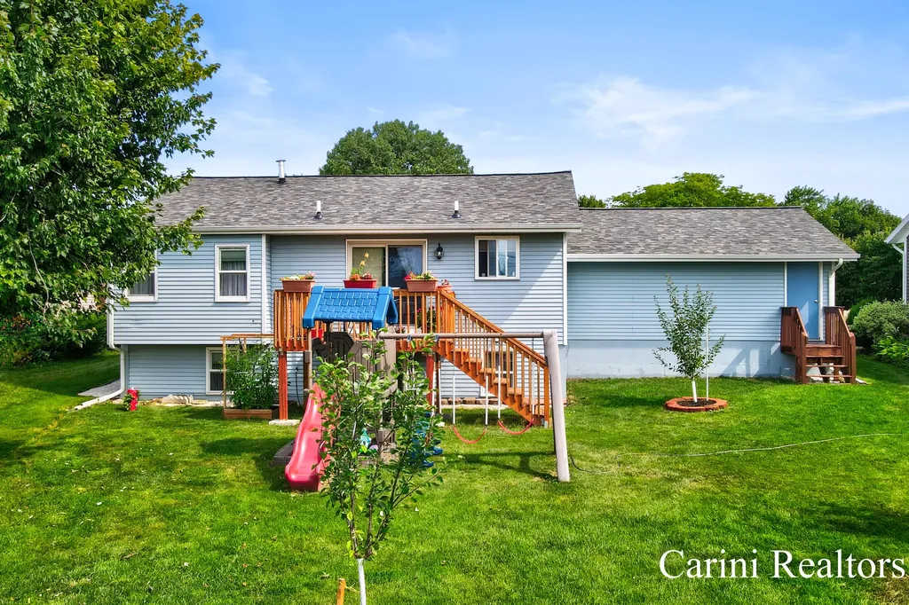 11154 Summer Drive Holland Charter Township MI 49464