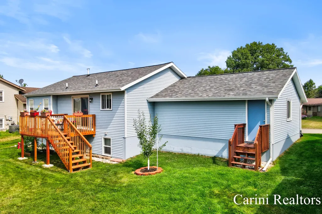 11154 Summer Drive Holland Charter Township MI 49464