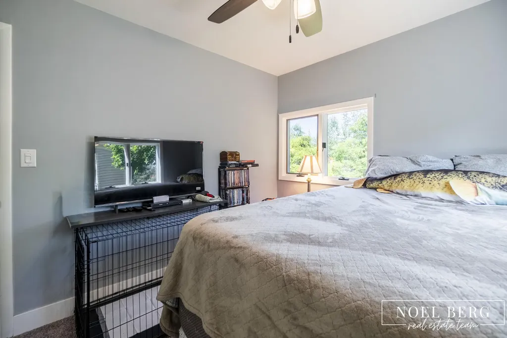 4147 S Brooks Road Fruitport Charter Township MI 49444