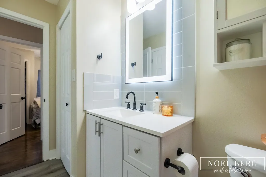 4147 S Brooks Road Fruitport Charter Township MI 49444