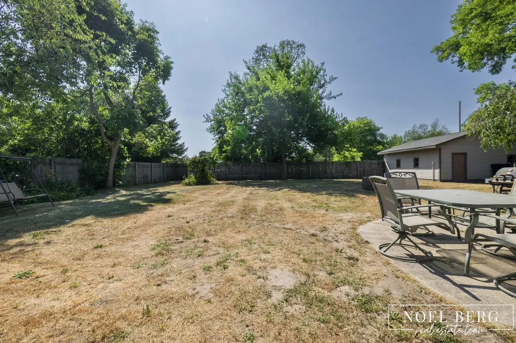 4147 S Brooks Road Fruitport Charter Township MI 49444