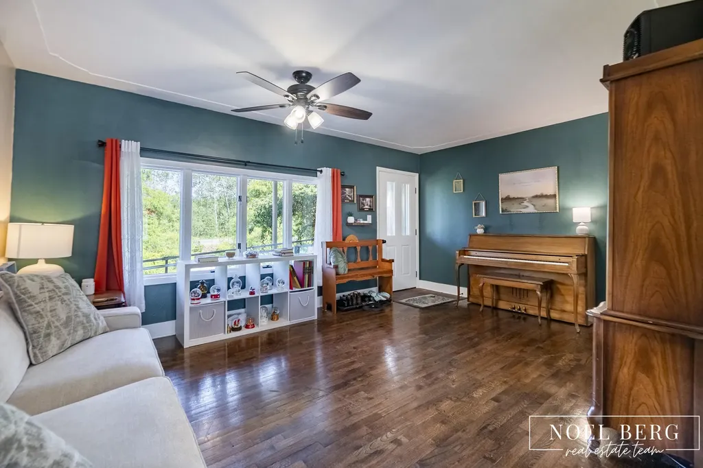 4147 S Brooks Road Fruitport Charter Township MI 49444