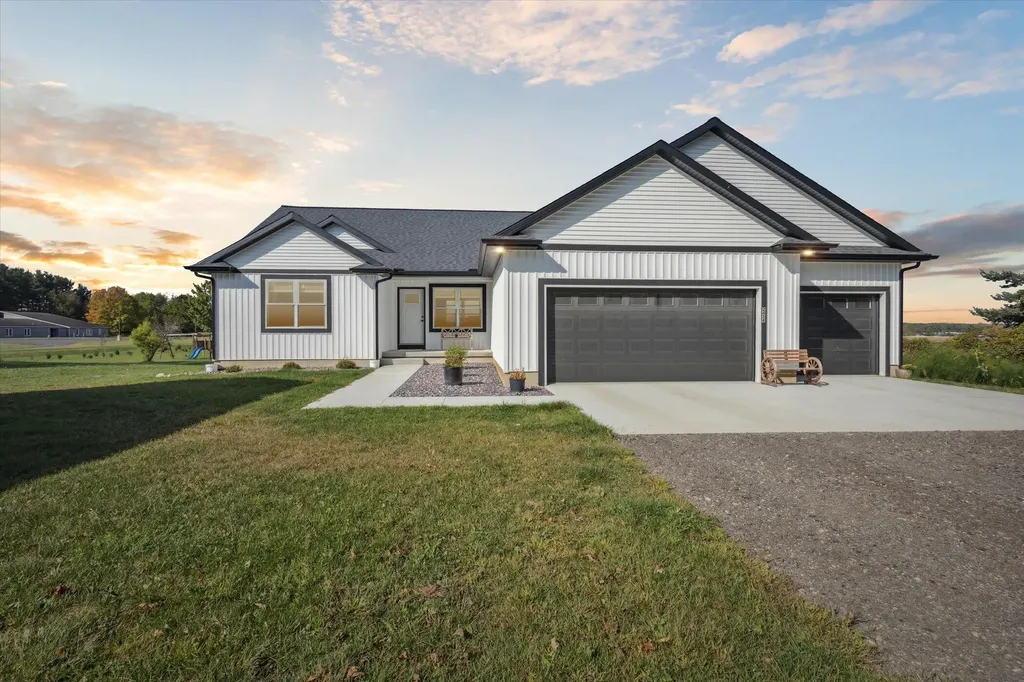 2434 S Cochran Road Carmel Township MI 48813