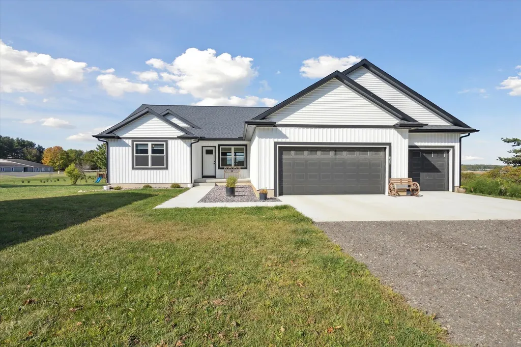 2434 S Cochran Road Carmel Township MI 48813