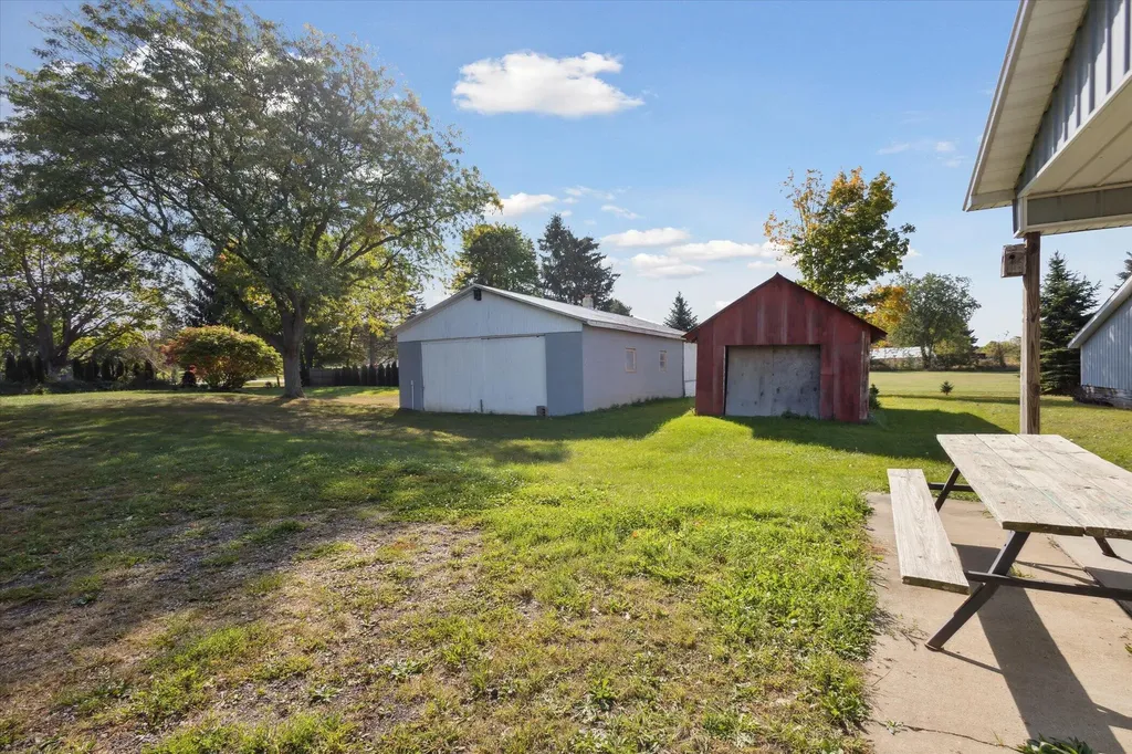 2434 S Cochran Road Carmel Township MI 48813
