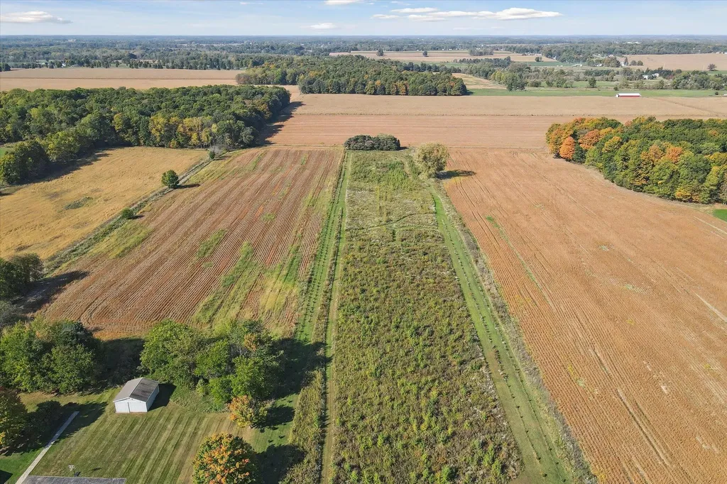 2434 S Cochran Road Carmel Township MI 48813