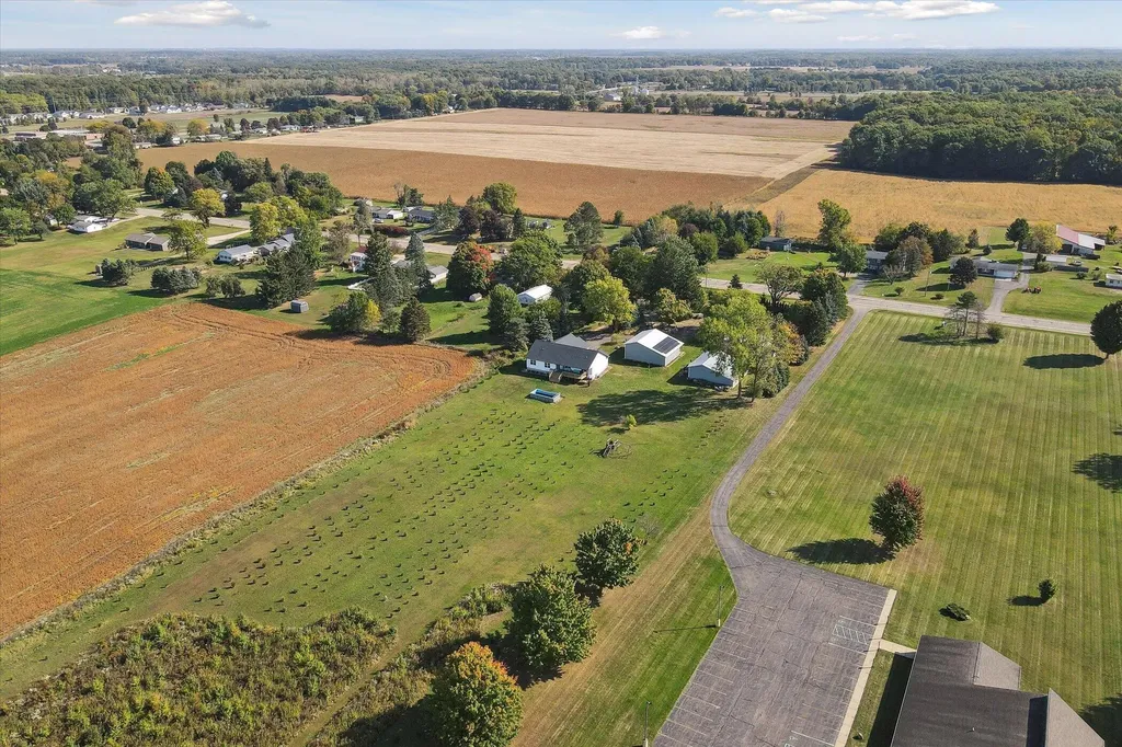 2434 S Cochran Road Carmel Township MI 48813