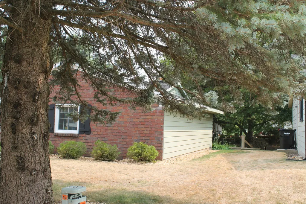 4558 41st Street SW Grandville City MI 49418