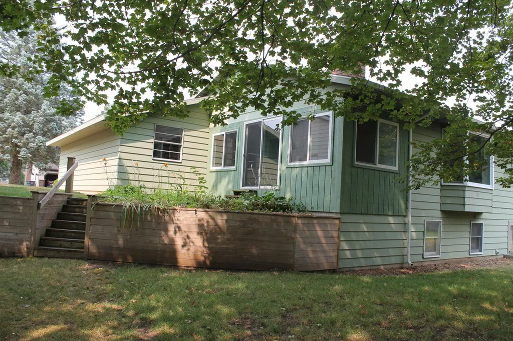 4558 41st Street SW Grandville City MI 49418