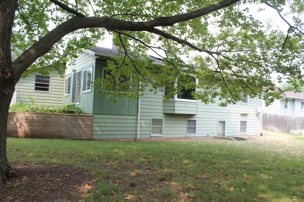 4558 41st Street SW Grandville City MI 49418
