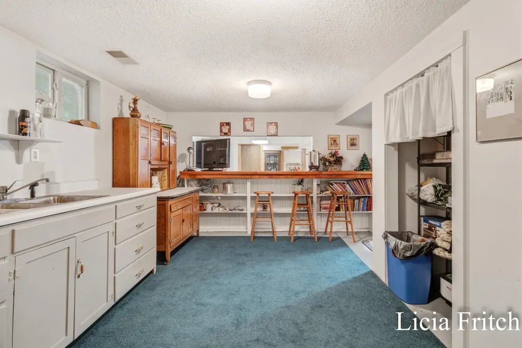 6421 Durham Road Fruitland Township MI 49461