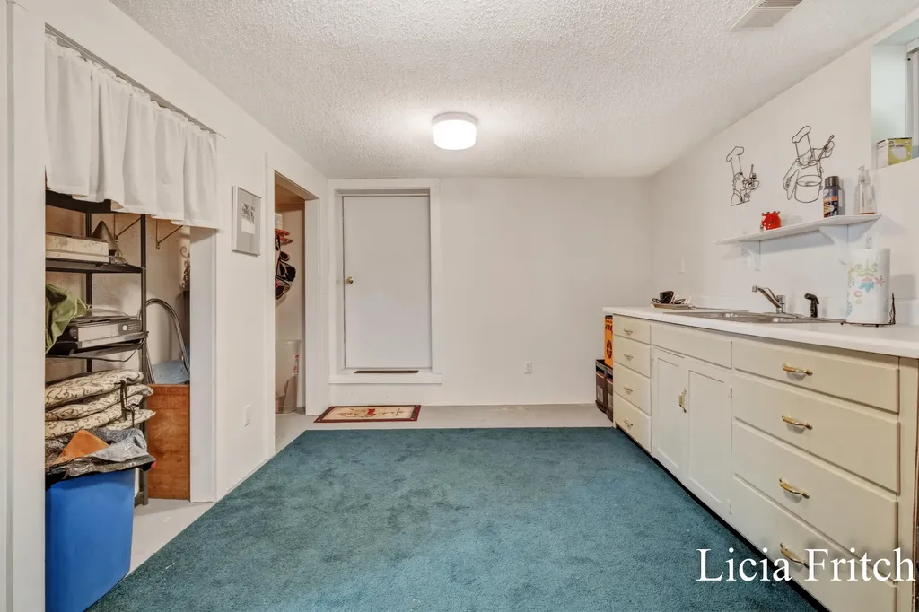 6421 Durham Road Fruitland Township MI 49461