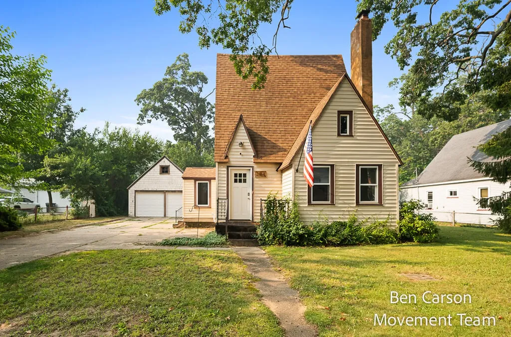 2164 Letart Avenue Muskegon City MI 49441