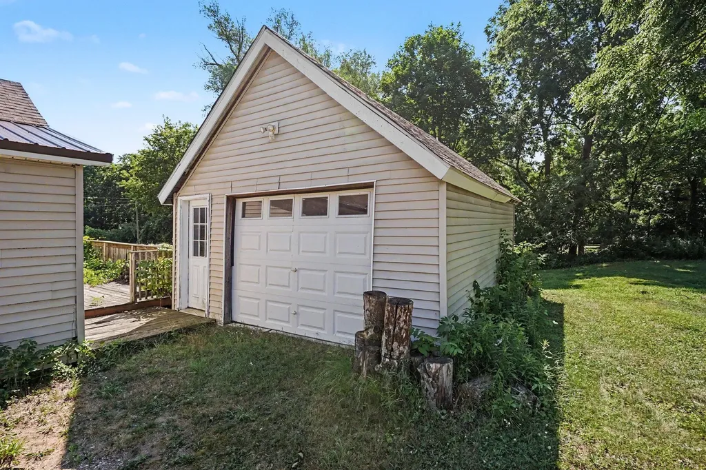 34 E Washington Street Newaygo City MI 49337