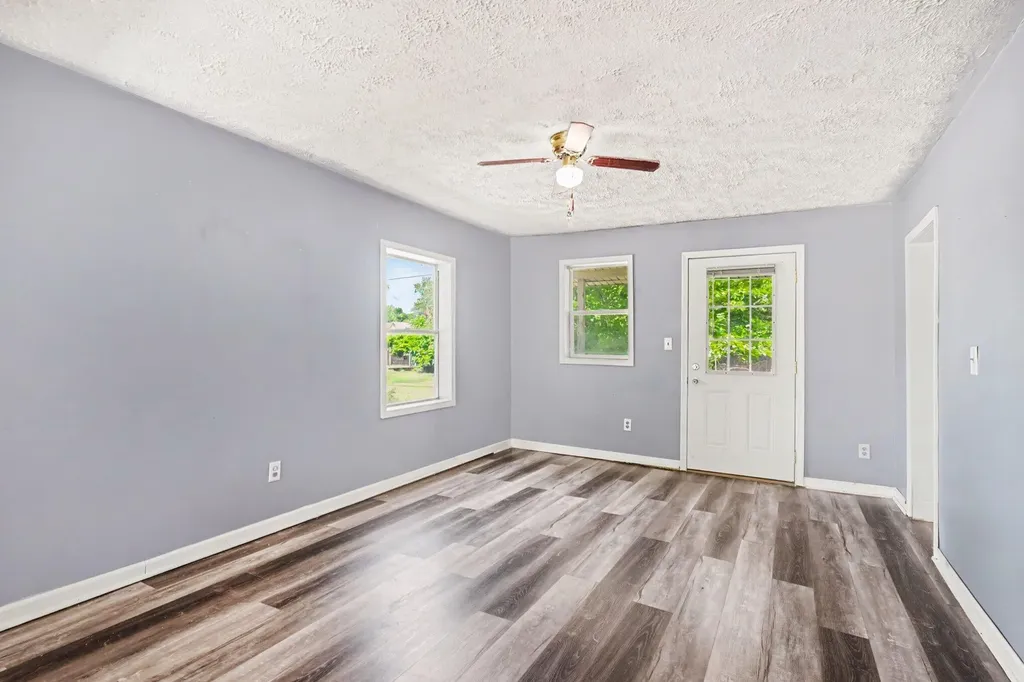34 E Washington Street Newaygo City MI 49337