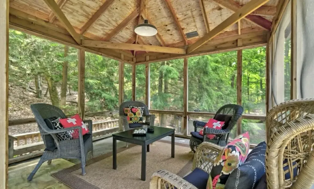 10304 Lost Valley Road White River Township MI 49437