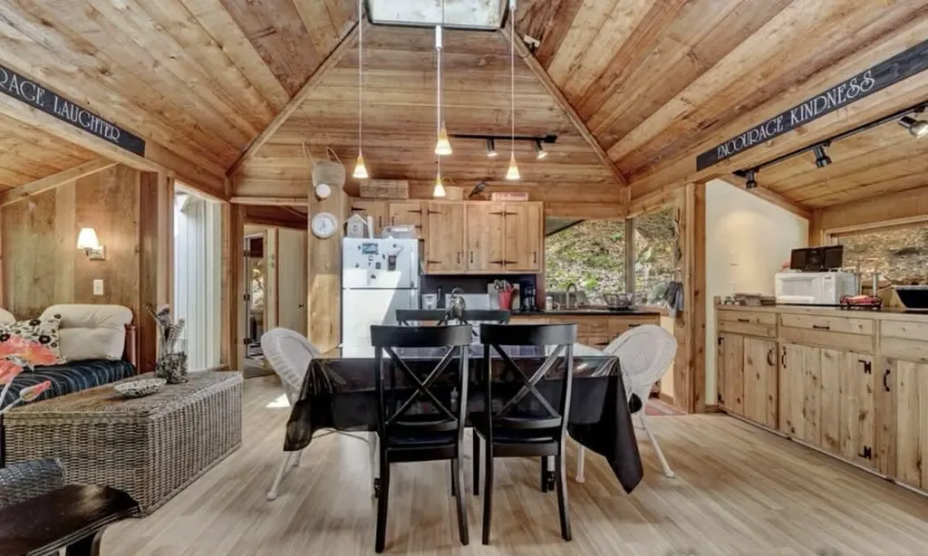 10304 Lost Valley Road White River Township MI 49437