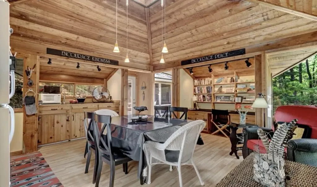 10304 Lost Valley Road White River Township MI 49437