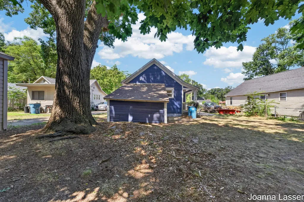 3008 6th Street Muskegon Heights City MI 49444