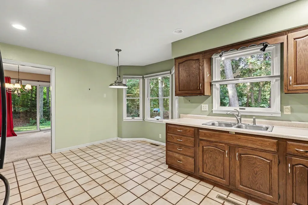 18796 N Fruitport Road Spring Lake Township MI 49456