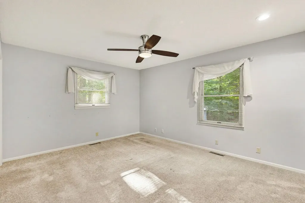 18796 N Fruitport Road Spring Lake Township MI 49456