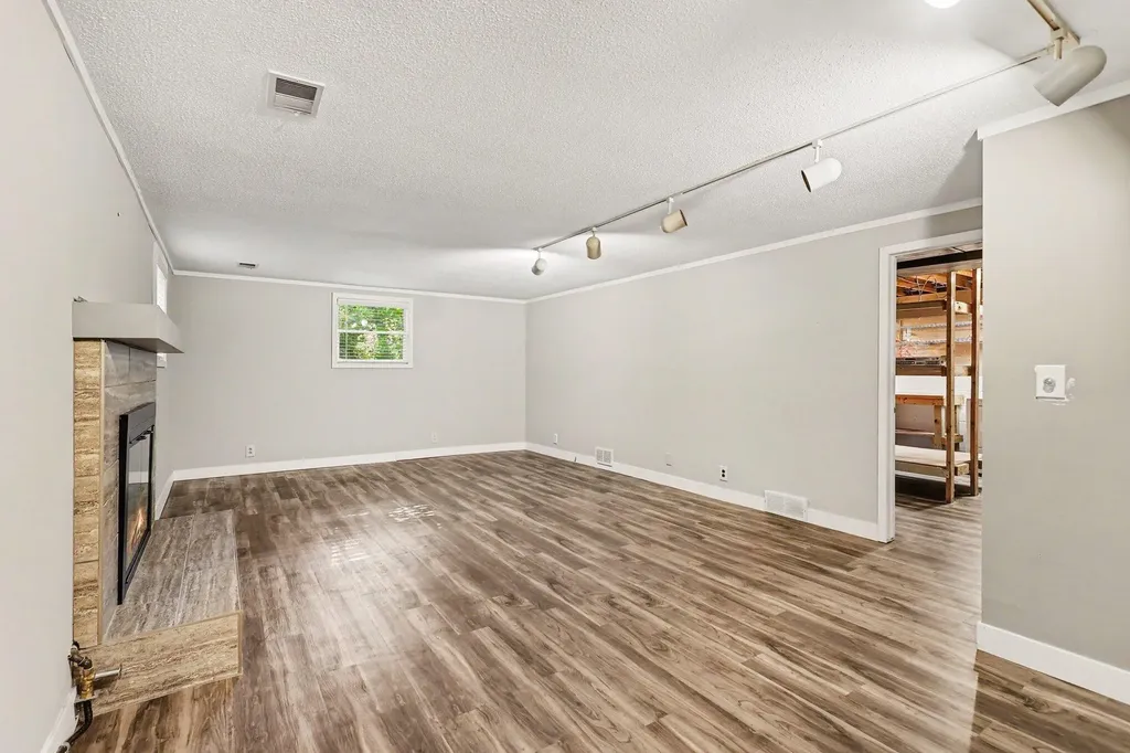 18796 N Fruitport Road Spring Lake Township MI 49456