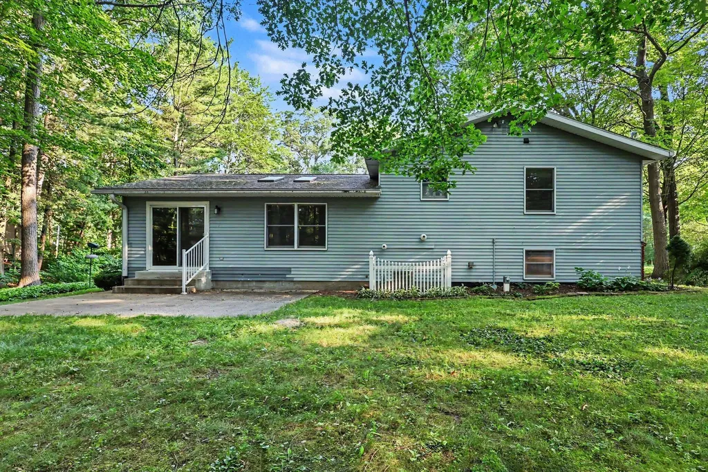 18796 N Fruitport Road Spring Lake Township MI 49456