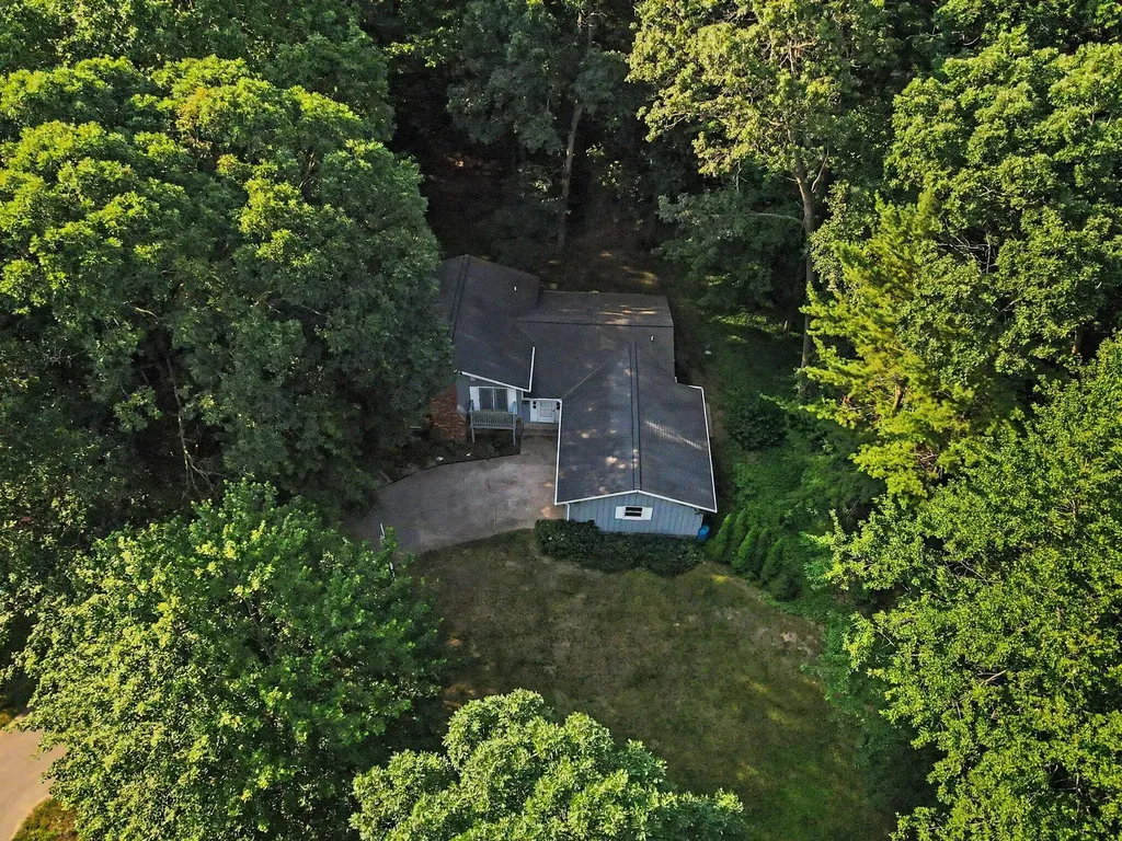 18796 N Fruitport Road Spring Lake Township MI 49456