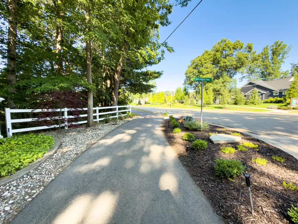 14993 Thoroughbred Run Spring Lake Township MI 49456