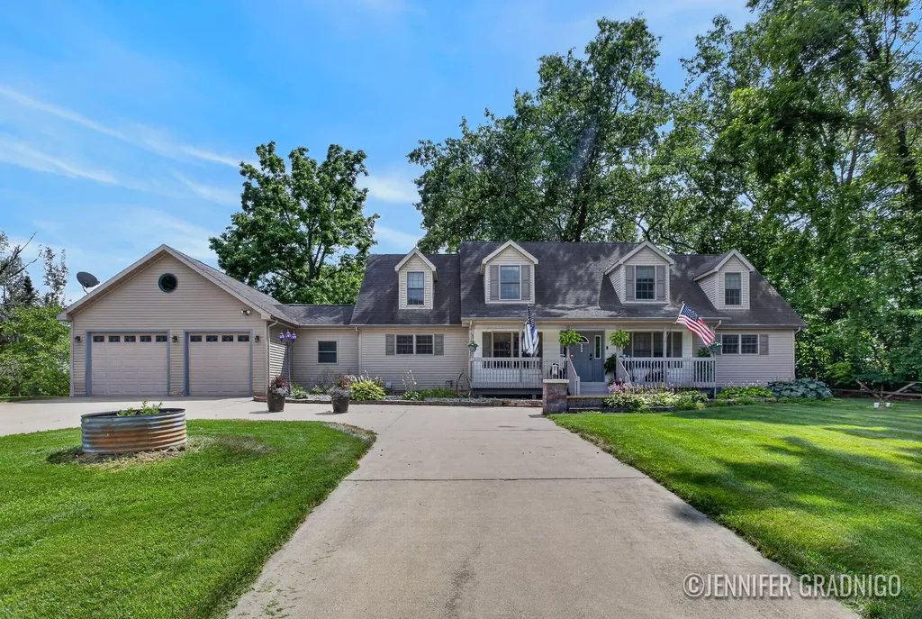 3930 Allegan Dam Road Valley Township MI 49010