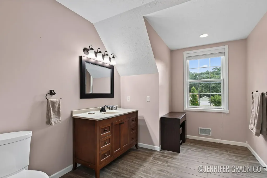 3930 Allegan Dam Road Valley Township MI 49010