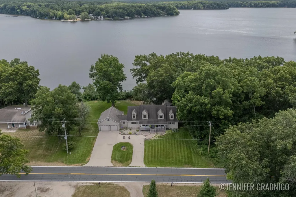 3930 Allegan Dam Road Valley Township MI 49010