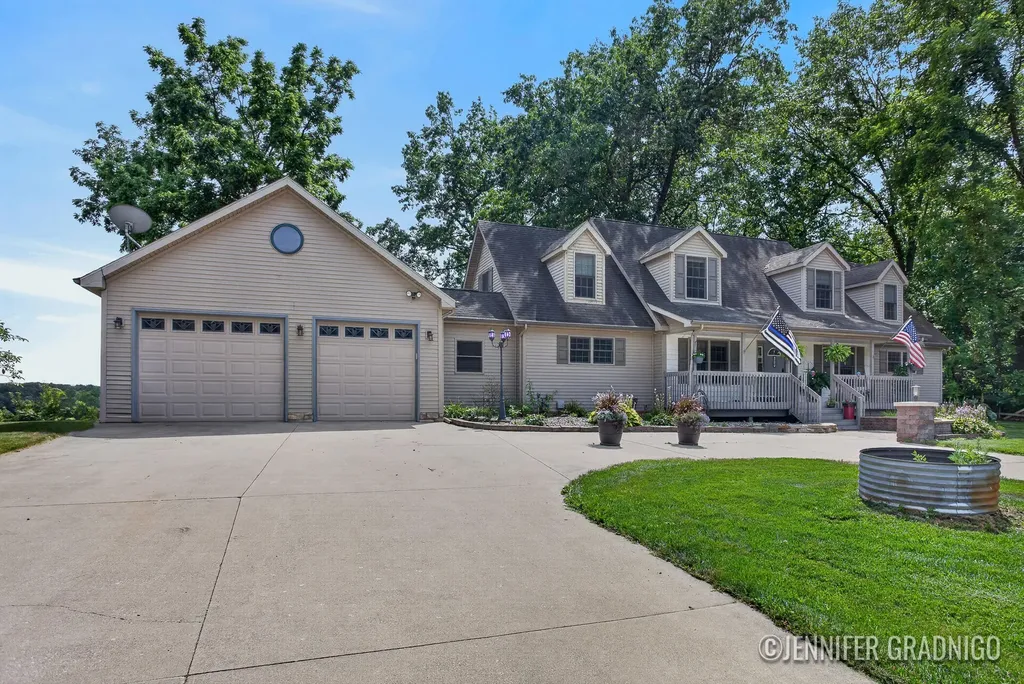 3930 Allegan Dam Road Valley Township MI 49010