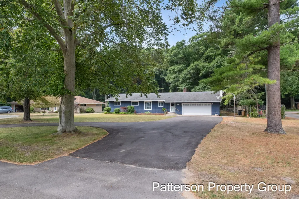 5087 Lake Harbor Road Norton Shores City MI 49441