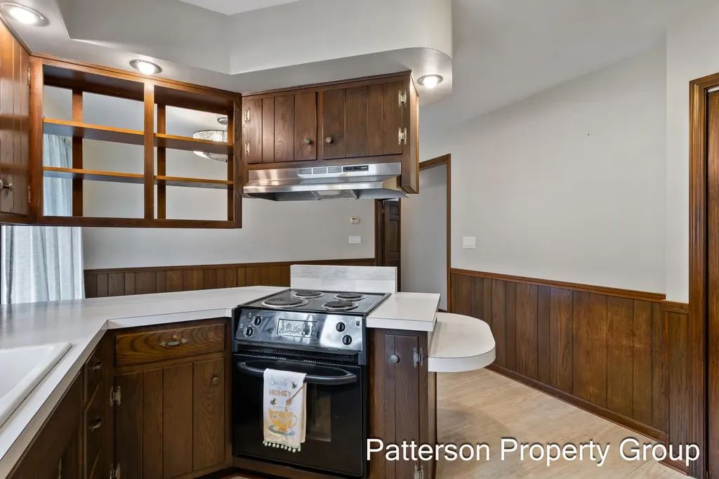 5087 Lake Harbor Road Norton Shores City MI 49441