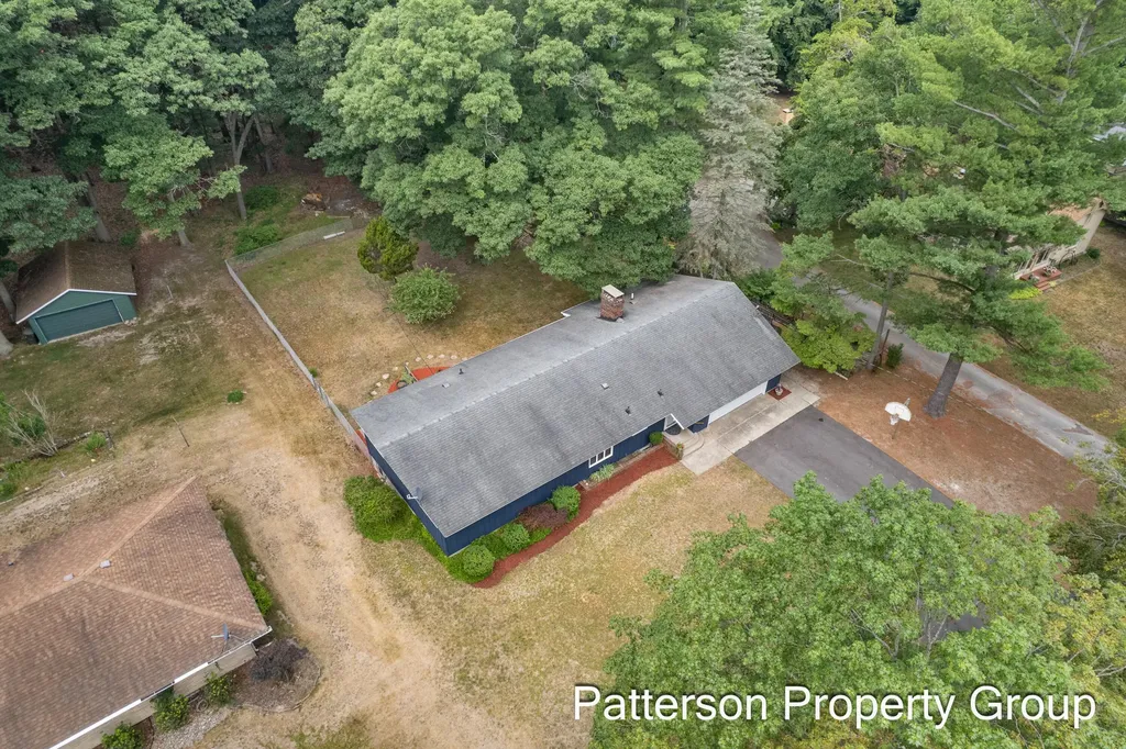 5087 Lake Harbor Road Norton Shores City MI 49441