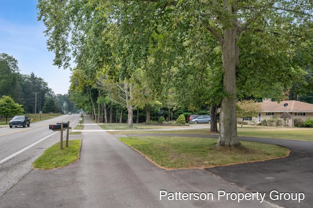 5087 Lake Harbor Road Norton Shores City MI 49441