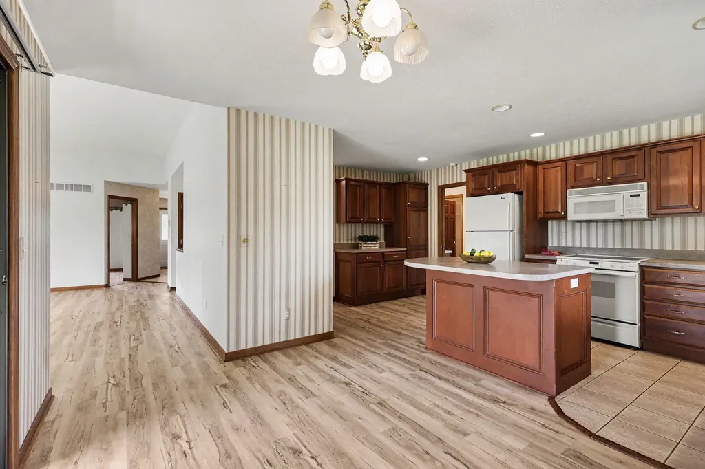 217 Parkside Drive Zeeland City MI 49464