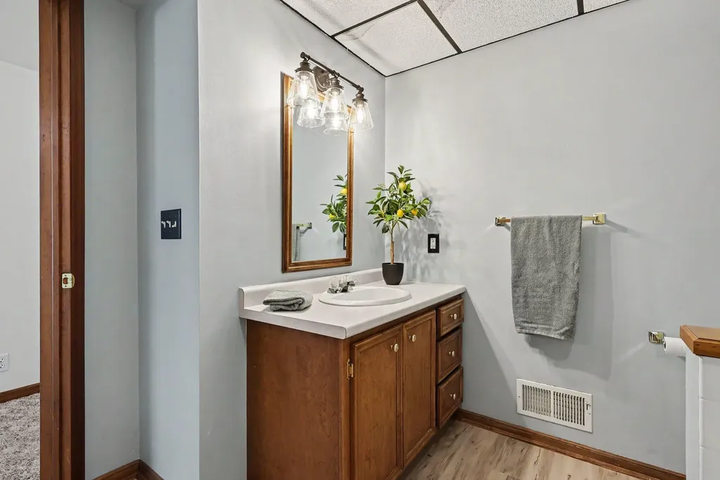 217 Parkside Drive Zeeland City MI 49464
