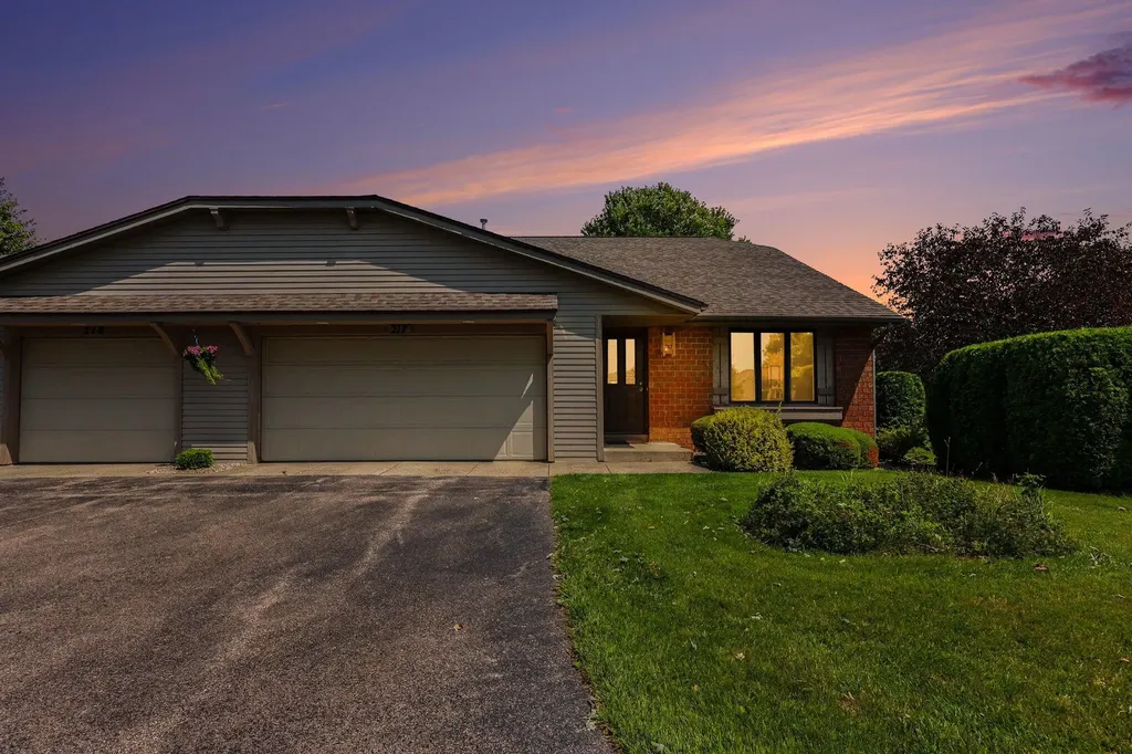 217 Parkside Drive Zeeland City MI 49464