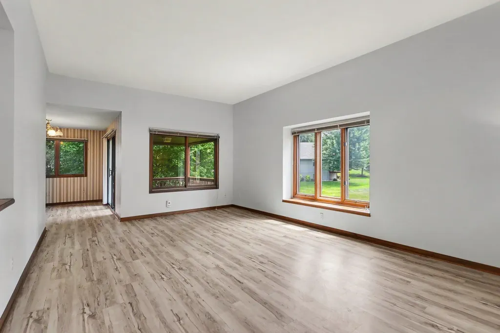 217 Parkside Drive Zeeland City MI 49464