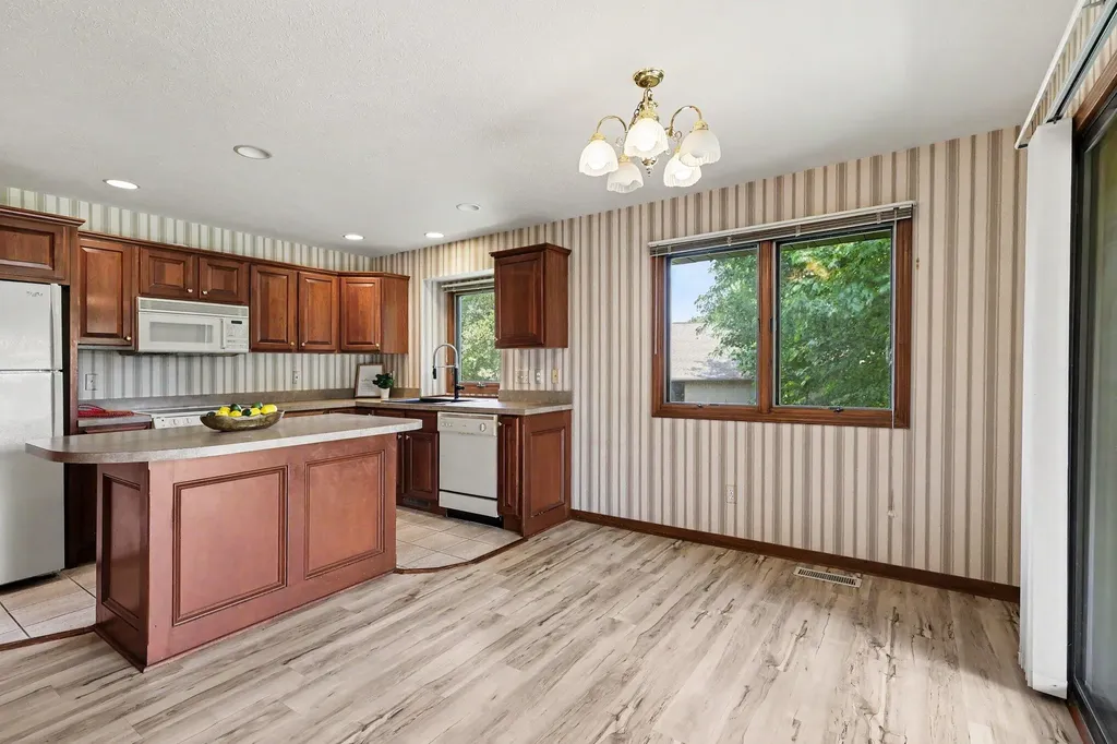 217 Parkside Drive Zeeland City MI 49464