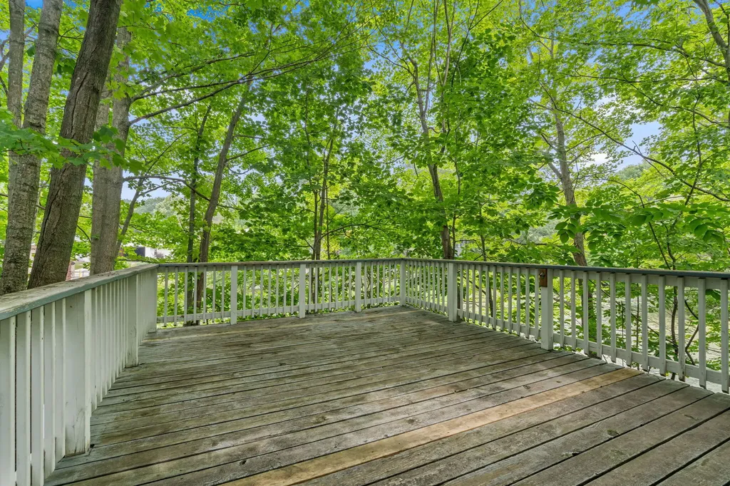 790 Simonson Drive Saugatuck City MI 49453