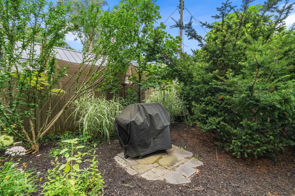 790 Simonson Drive Saugatuck City MI 49453