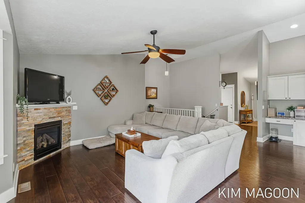 12569 Canterbury Court Grand Haven Charter Township MI 49417