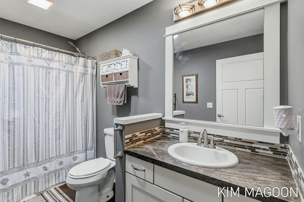 12569 Canterbury Court Grand Haven Charter Township MI 49417