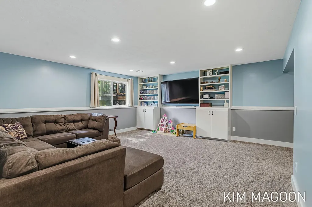 12569 Canterbury Court Grand Haven Charter Township MI 49417