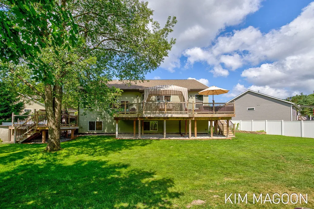 12569 Canterbury Court Grand Haven Charter Township MI 49417